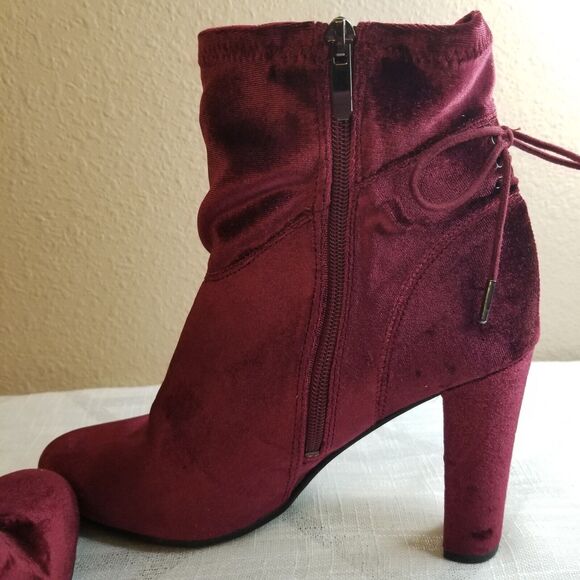 Francesca's Wine Burgundy Velvet Sock Ankle Boots Bootie Retro Size 10 - Picture 10 of 13
